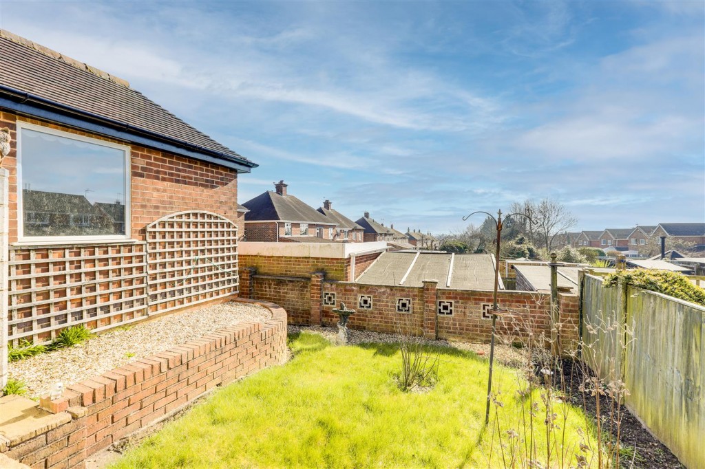 Common Lane, Hucknall, Nottinghamshire, NG15 6PZ