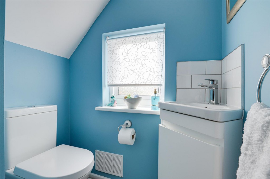 Melton Road, Tollerton, Nottinghamshire, NG12 4EN