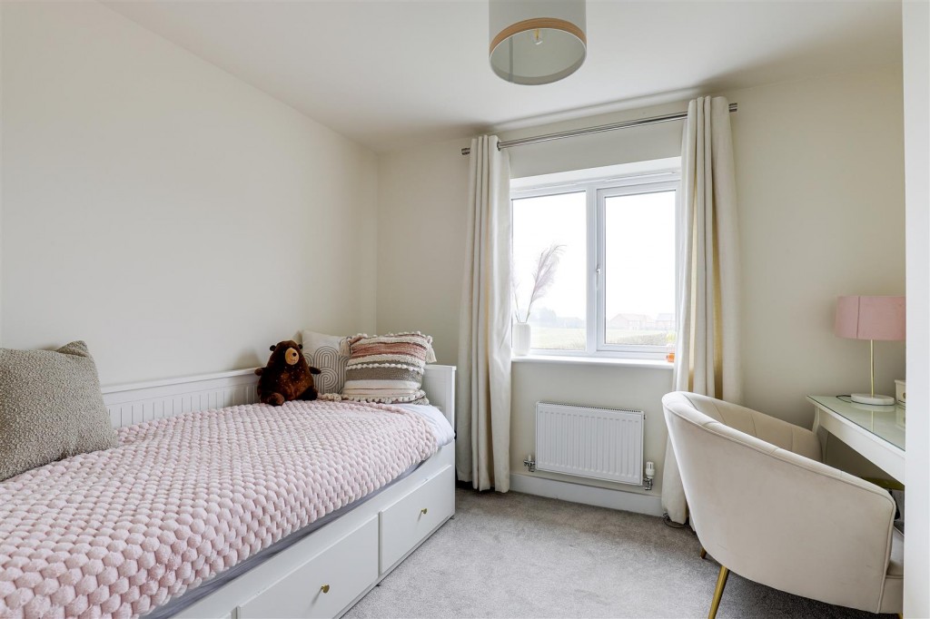 Mapperley Plains, Mapperley, Nottinghamshire, NG3 5RW