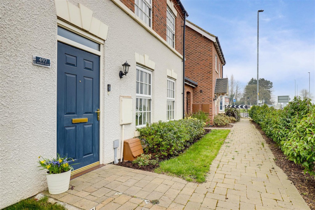 Mapperley Plains, Mapperley, Nottinghamshire, NG3 5RW