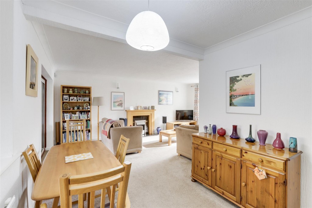 Clarkes Lane, Beeston, Nottinghamshire, NG9 5BL