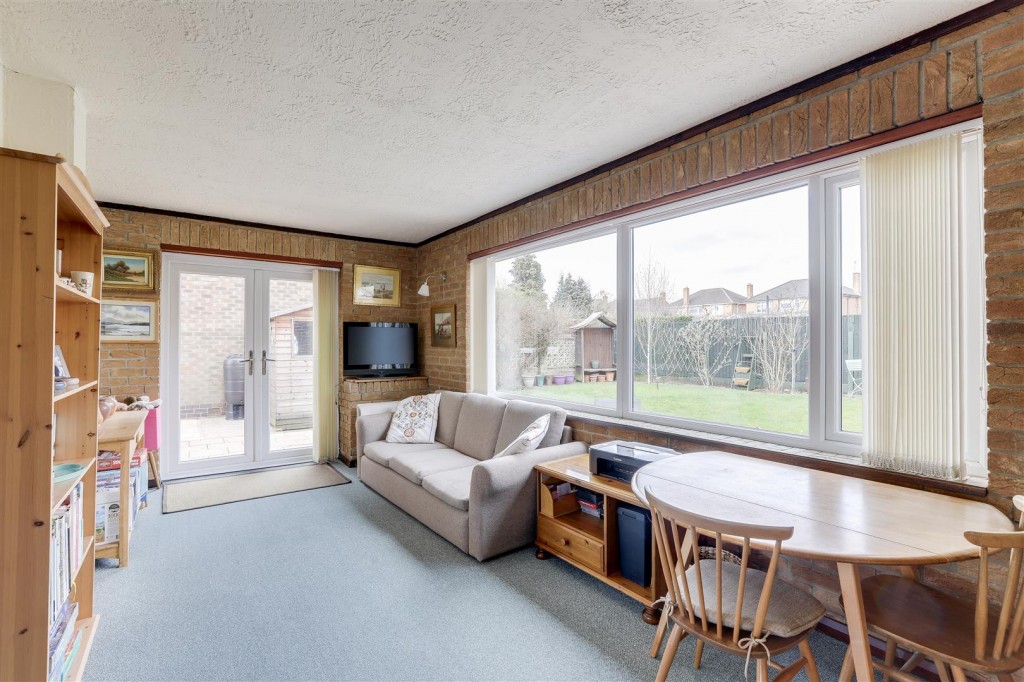 Clarkes Lane, Beeston, Nottinghamshire, NG9 5BL