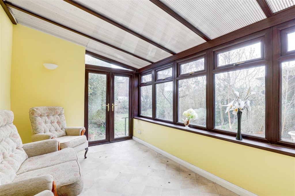 Florence Road, Mapperley, Nottinghamshire, NG3 6LJ