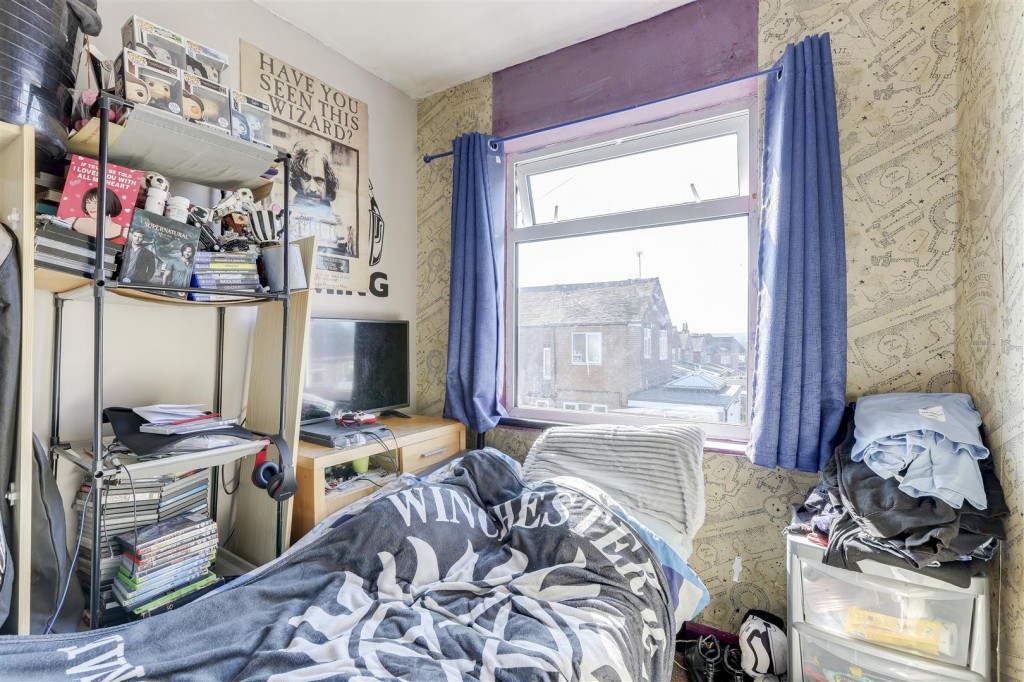 Rowe Gardens, Bulwell, Nottinghamshire, NG6 9ER