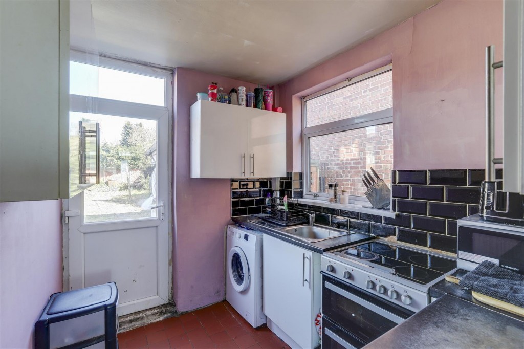 Rowe Gardens, Bulwell, Nottinghamshire, NG6 9ER