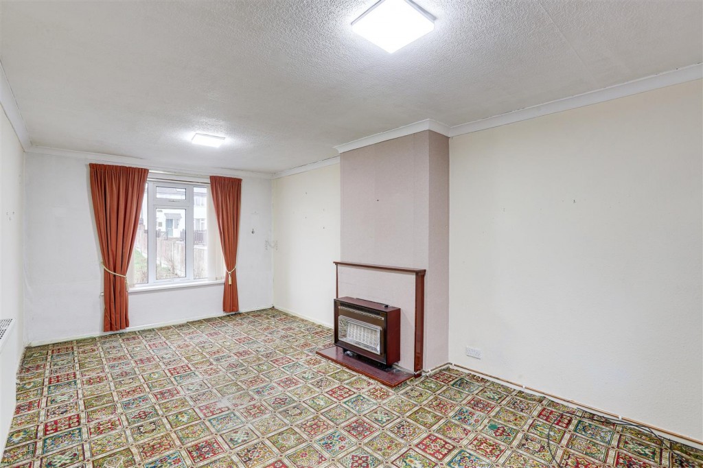 Wheatacre Road, Clifton, Nottinghamshire, NG11 8LN