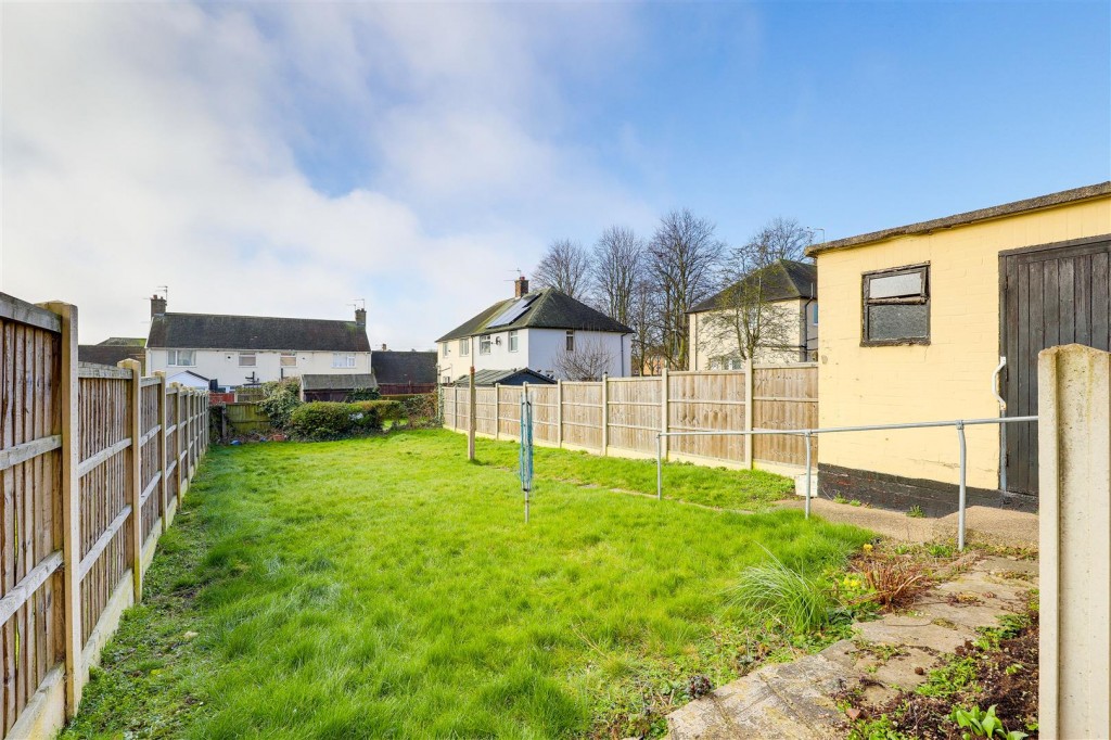 Wheatacre Road, Clifton, Nottinghamshire, NG11 8LN