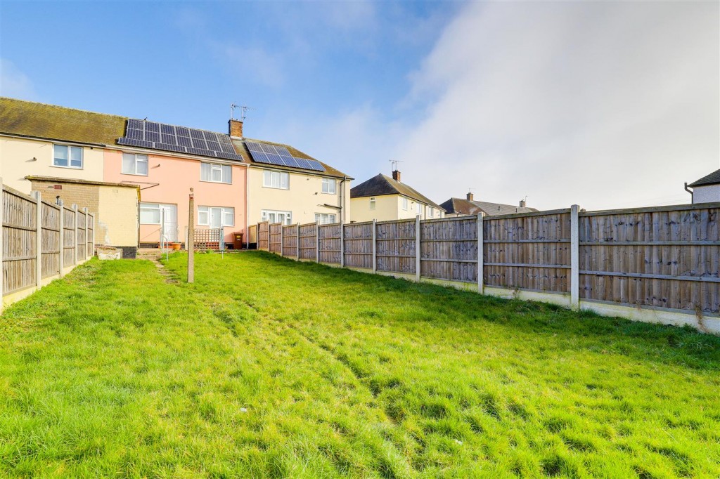 Wheatacre Road, Clifton, Nottinghamshire, NG11 8LN