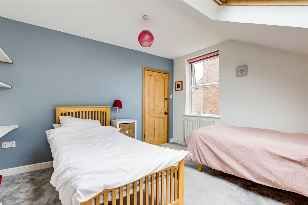 Fourth Avenue, New Basford, Nottinghamshire, NG7 6JB