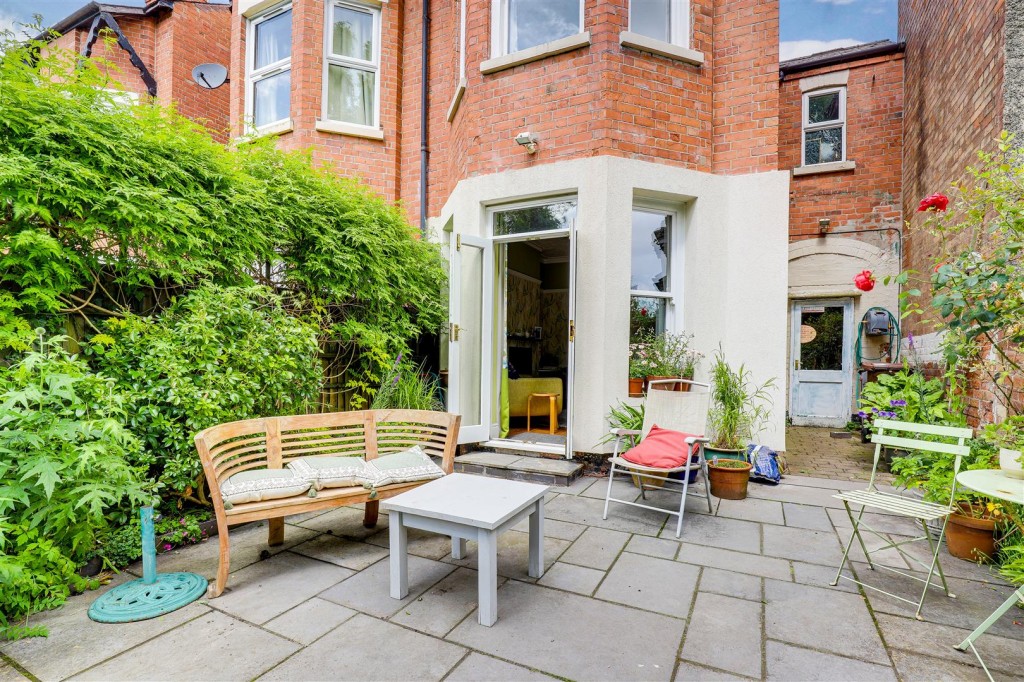 Fourth Avenue, New Basford, Nottinghamshire, NG7 6JB