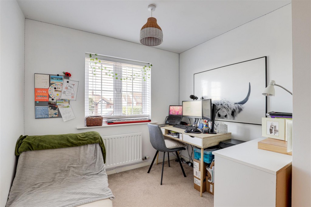 Chilwell Lane, Bramcote, Nottinghamshire, NG9 3DU