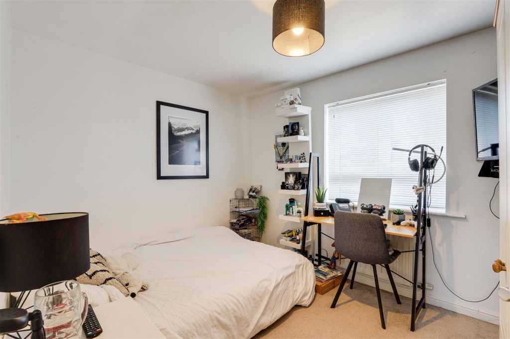 Chilwell Lane, Bramcote, Nottinghamshire, NG9 3DU