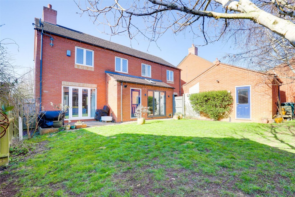 Chilwell Lane, Bramcote, Nottinghamshire, NG9 3DU