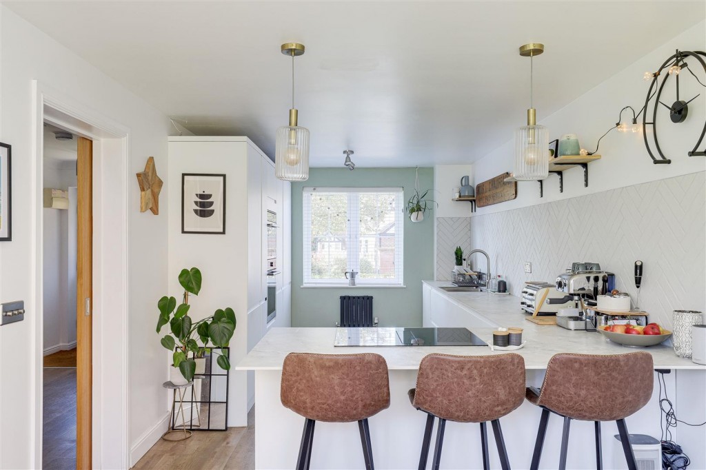 Chilwell Lane, Bramcote, Nottinghamshire, NG9 3DU