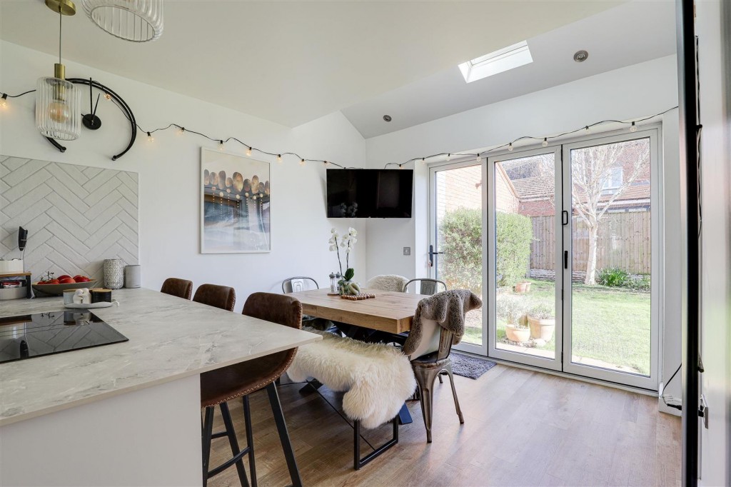 Chilwell Lane, Bramcote, Nottinghamshire, NG9 3DU