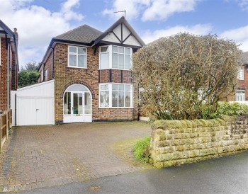 Charnock Avenue, Wollaton, Nottinghamshire, NG8 1AG