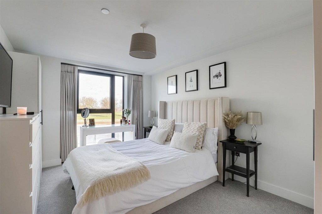 32 Wilford Lane, West Bridgford, Nottinghamshire, NG2 7ZZ
