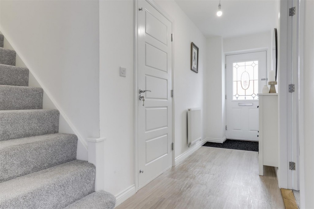 Griffon Drive, Hucknall, Nottinghamshire, NG15 6XH