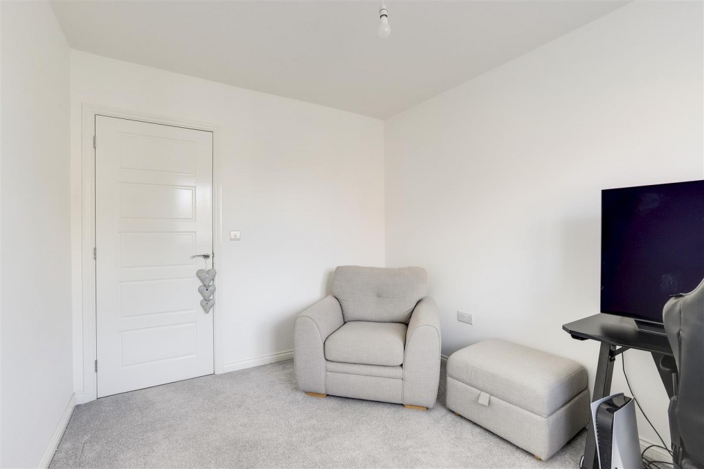 Griffon Drive, Hucknall, Nottinghamshire, NG15 6XH