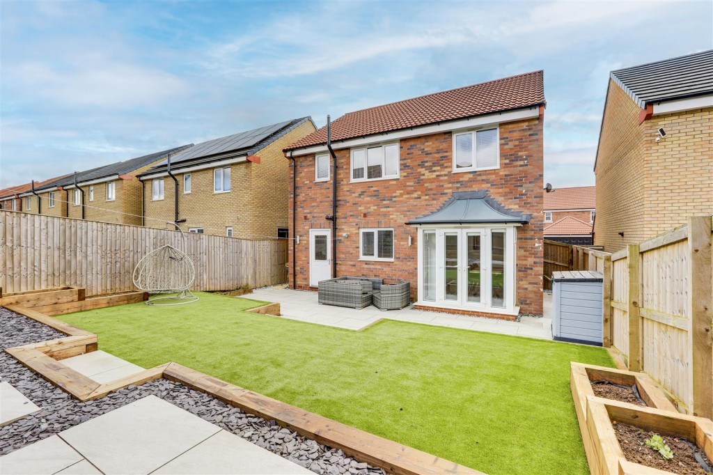 Griffon Drive, Hucknall, Nottinghamshire, NG15 6XH