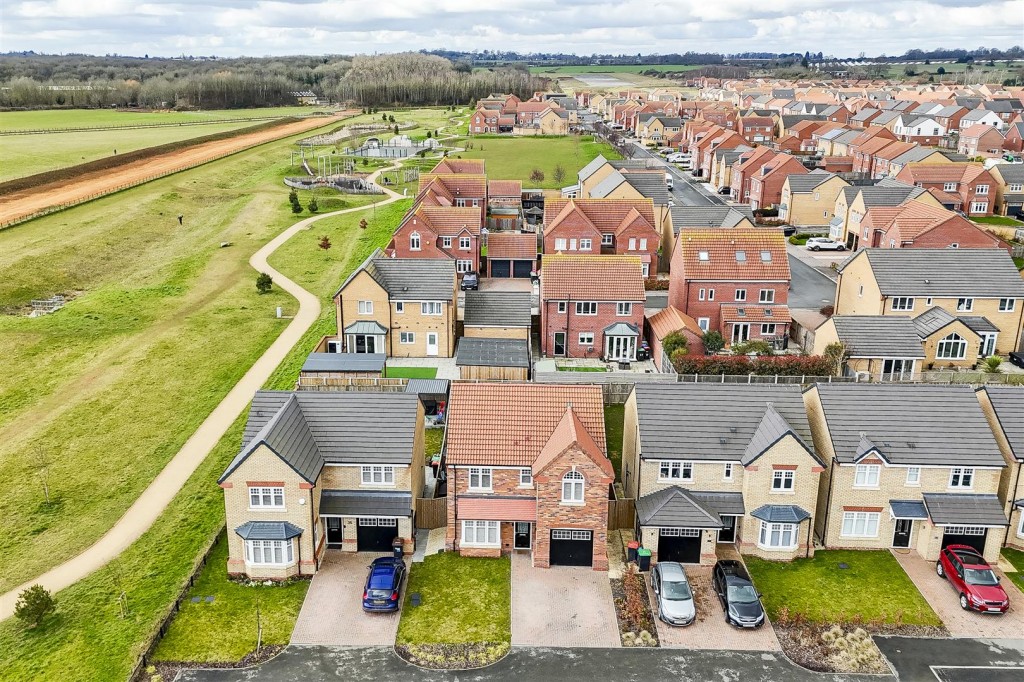 Griffon Drive, Hucknall, Nottinghamshire, NG15 6XH