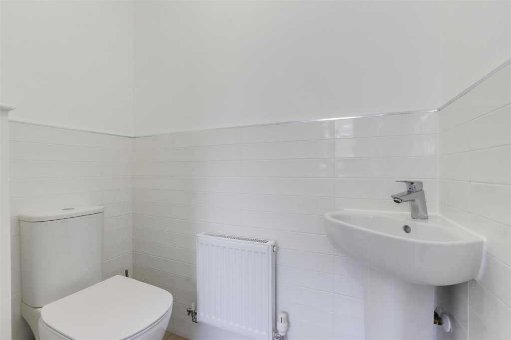 Griffon Drive, Hucknall, Nottinghamshire, NG15 6XH