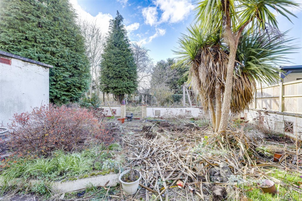 Southfield Road, Aspley, Nottinghamshire, NG8 3PL
