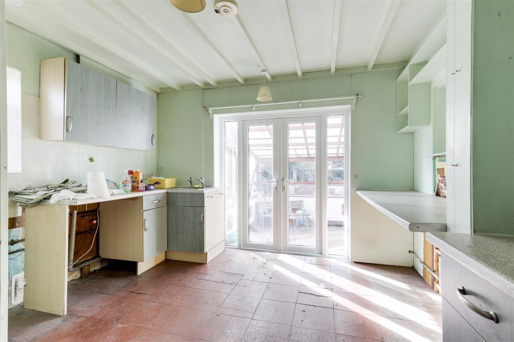 Southfield Road, Aspley, Nottinghamshire, NG8 3PL