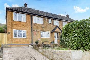 Wollaton Avenue, Gedling, Nottinghamshire, NG4 4HY