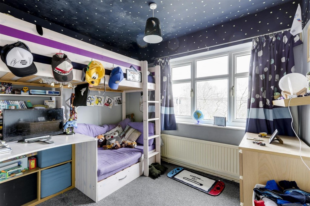 Wollaton Avenue, Gedling, Nottinghamshire, NG4 4HY
