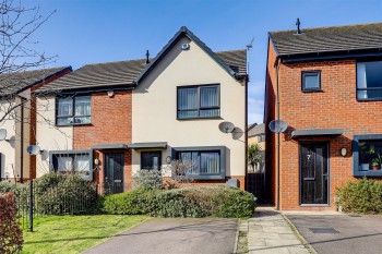 Fairholm Close, Nottingham, Nottinghamshire, NG3 2HJ