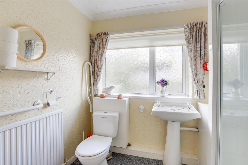 Queens Bower Road, Arnold, Nottinghamshire, NG5 5RB