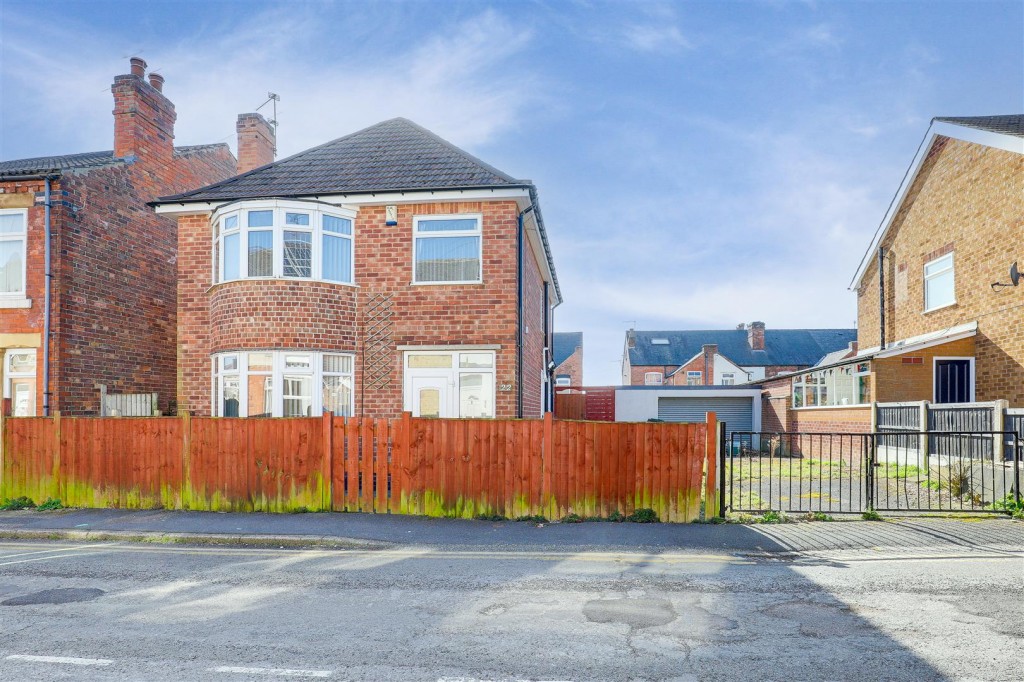 Duke Street, Arnold, Nottinghamshire, NG5 6GQ