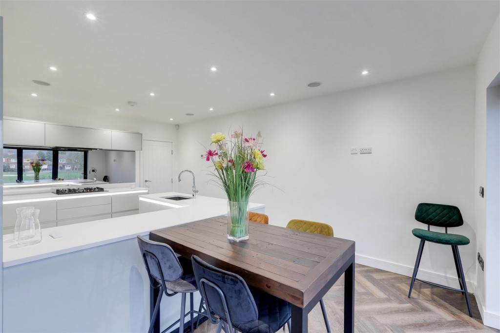 Wadsworth Road, Stapleford, Nottinghamshire, NG9 8BD