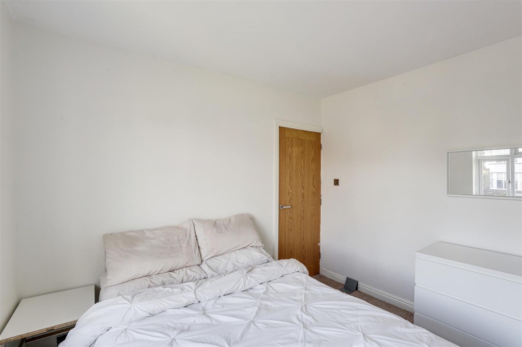 Breckhill Road, Woodthorpe, Nottinghamshire, NG5 4GP