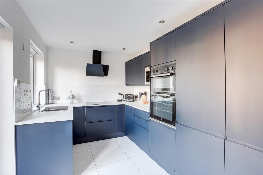 Breckhill Road, Woodthorpe, Nottinghamshire, NG5 4GP