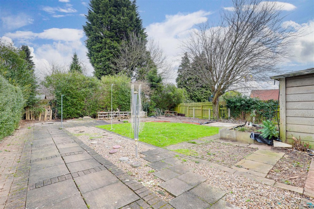Ryton Square, Aspley, Nottinghamshire, NG8 5JH