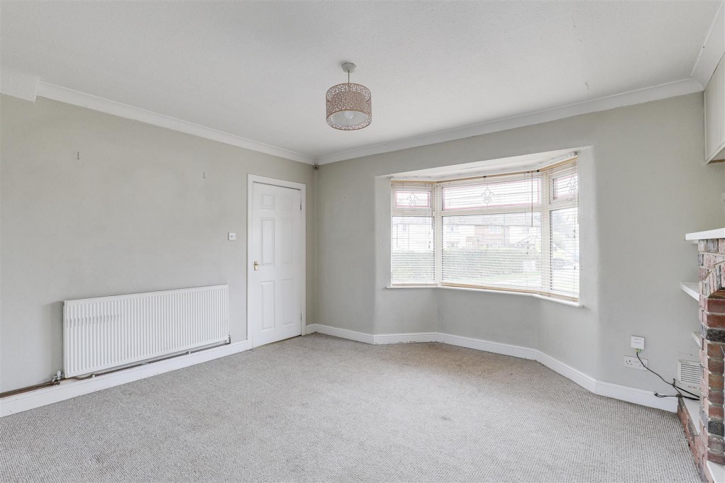 Ryton Square, Aspley, Nottinghamshire, NG8 5JH