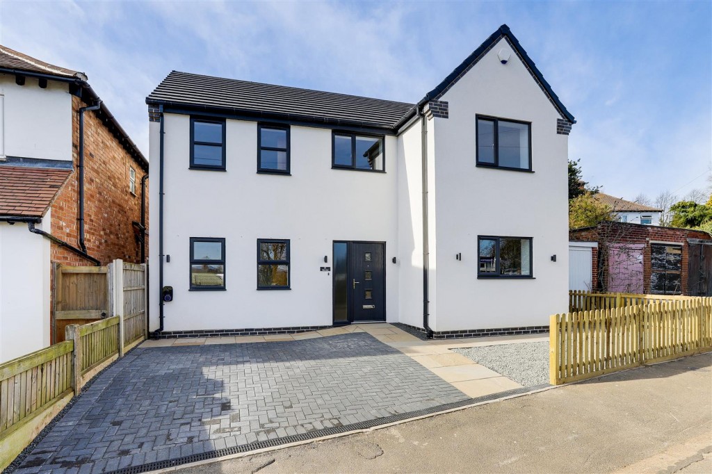 West End, Beeston, Nottinghamshire, NG9 1GL