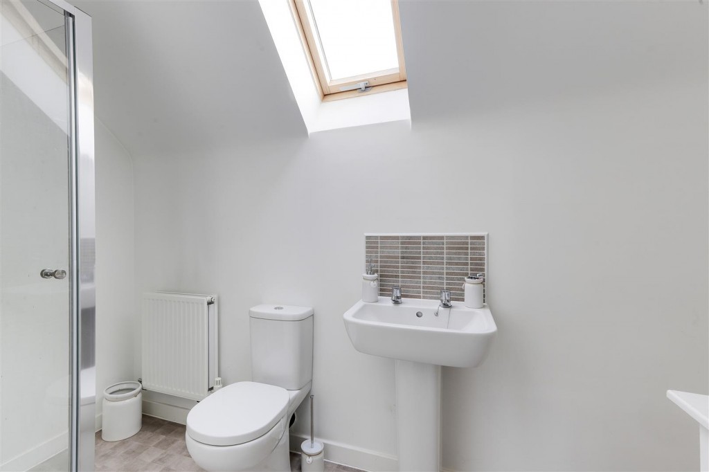 Mustang Close, Hucknall, Nottinghamshire, NG15 6WT