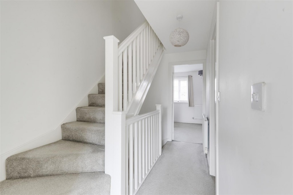 Mustang Close, Hucknall, Nottinghamshire, NG15 6WT