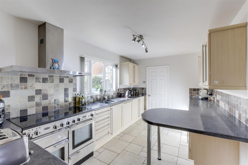 Huntingdon Way, Toton, Nottinghamshire, NG9 6HZ