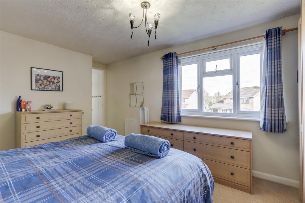 Huntingdon Way, Toton, Nottinghamshire, NG9 6HZ