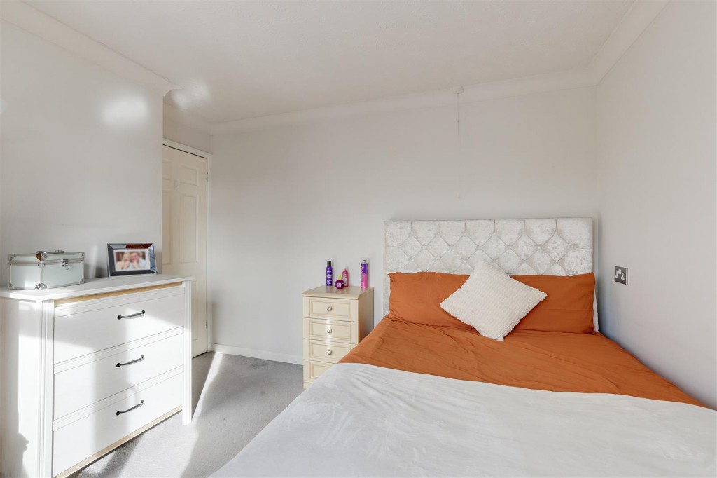 Huntingdon Way, Toton, Nottinghamshire, NG9 6HZ