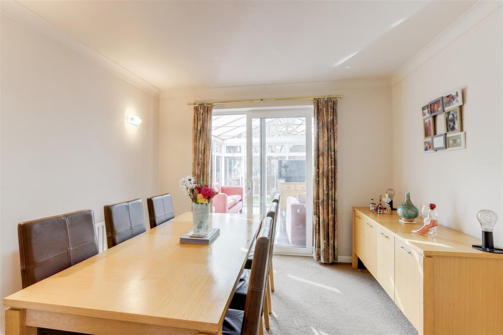 Huntingdon Way, Toton, Nottinghamshire, NG9 6HZ
