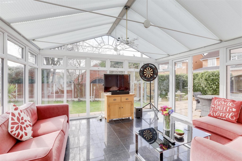Huntingdon Way, Toton, Nottinghamshire, NG9 6HZ