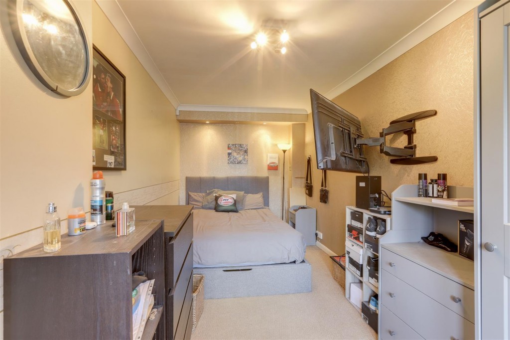 Huntingdon Way, Toton, Nottinghamshire, NG9 6HZ