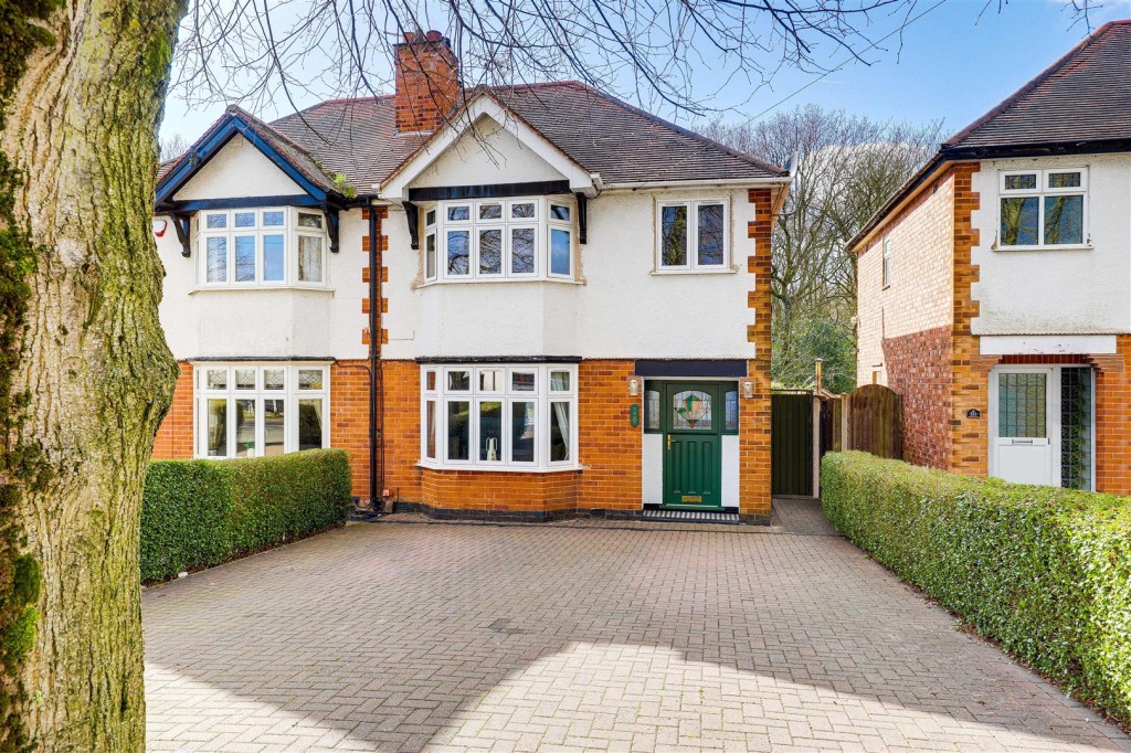 Heanor Road, Ilkeston, Derbyshire, DE7 8TN