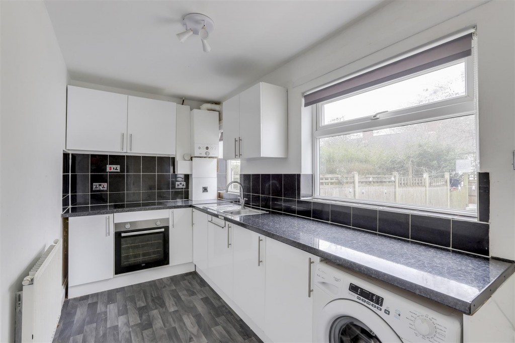 Romilay Close, Beeston, Nottinghamshire, NG9 2ST