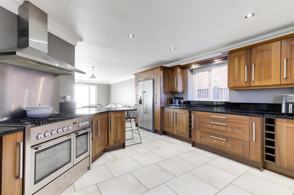 Ramsey Drive, Arnold, Nottinghamshire, NG5 6SD